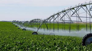 تجهیزات آبیاری در کشاورزی